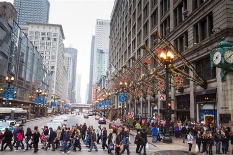 shops on michigan ave chicago